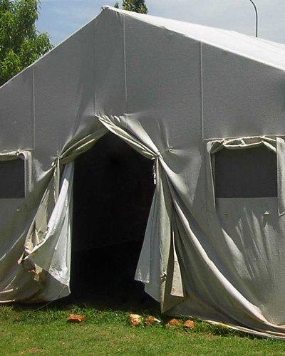 Изготавливаем солдатские палатки в Нее вместимостью <strong>до 70 человек</strong>